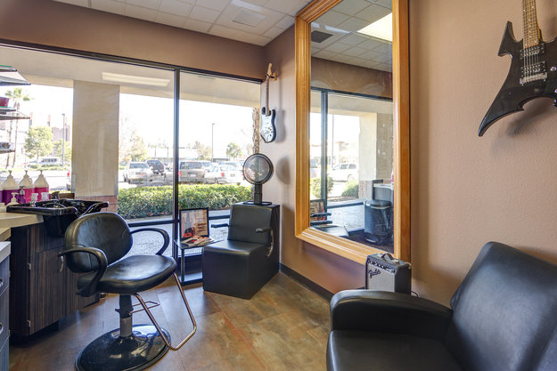 Sola Salons 1