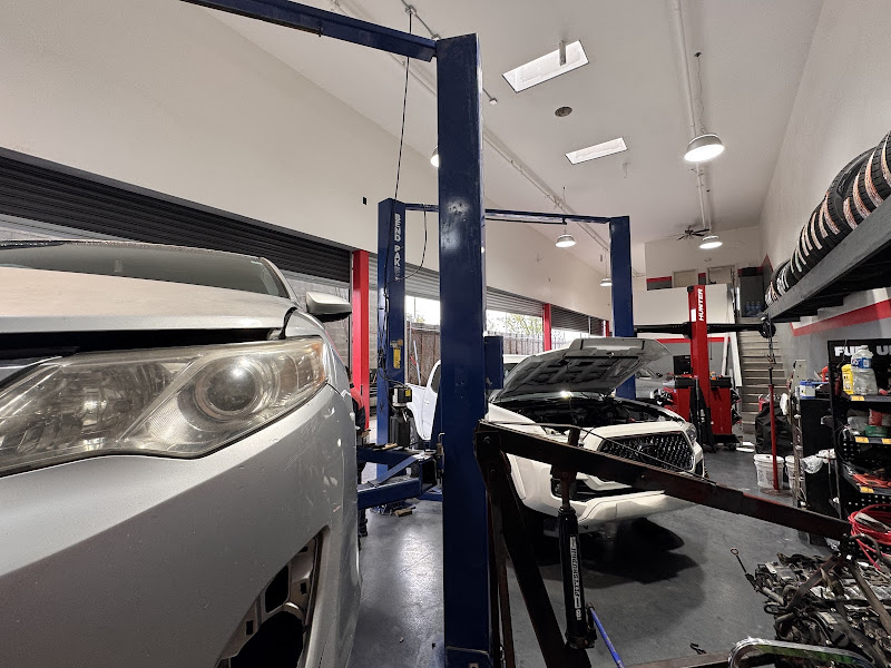 Express Auto Repair & Tire 3