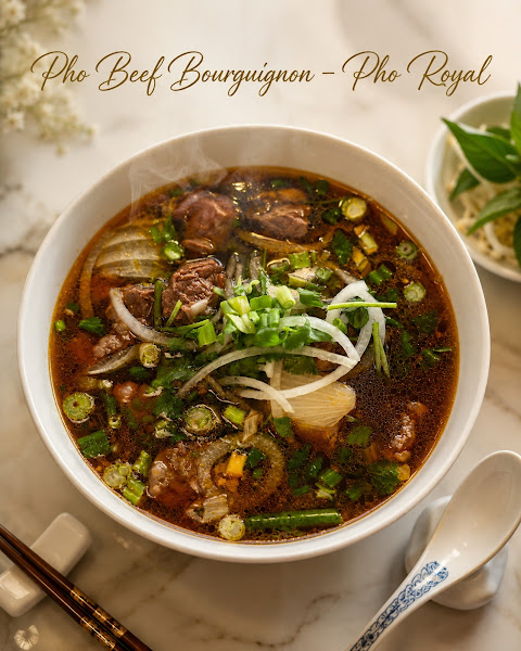Pho Royal 2