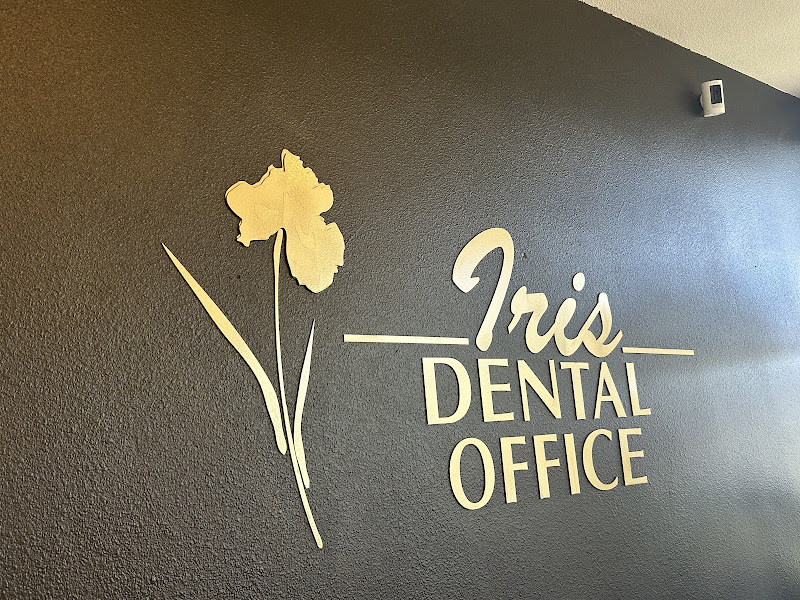 Iris Dental 1