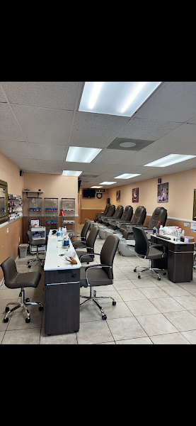 Destiny Nails & Spa 4