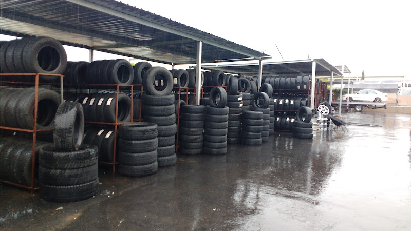 Luis and Sons Tires 2