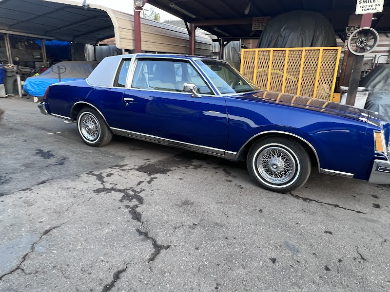Luis & Sons Car Audio & Auto body 3