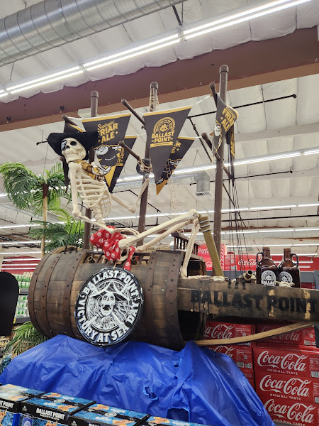 Grocery Outlet 5