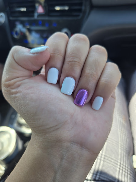 SpaRenity Nails 3
