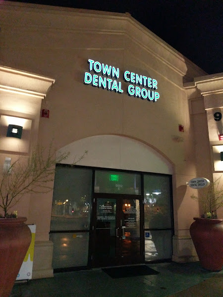 Town Center Dental Group: Gonzalez-Mende David DDS