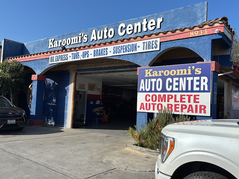 Karoomi's Auto Center 1