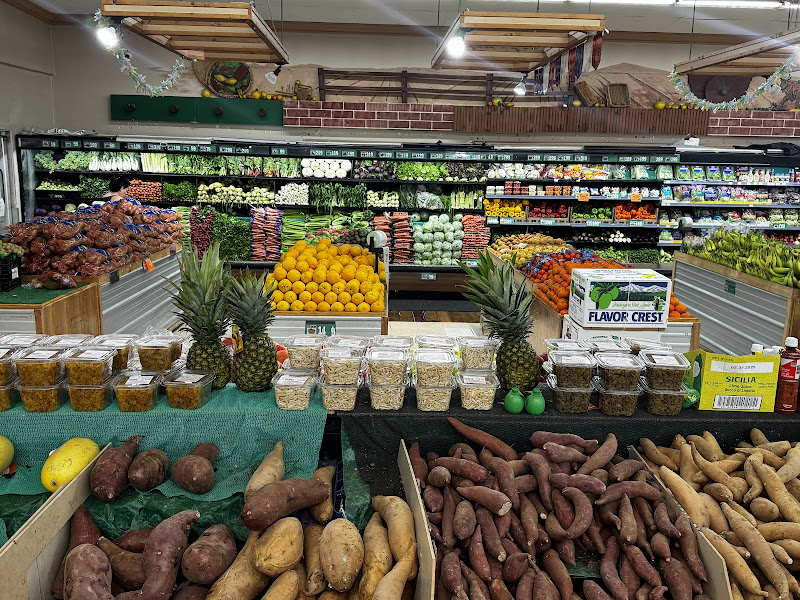 Garden Farms Market 3