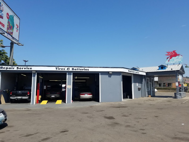 Lakeside Auto Service 2
