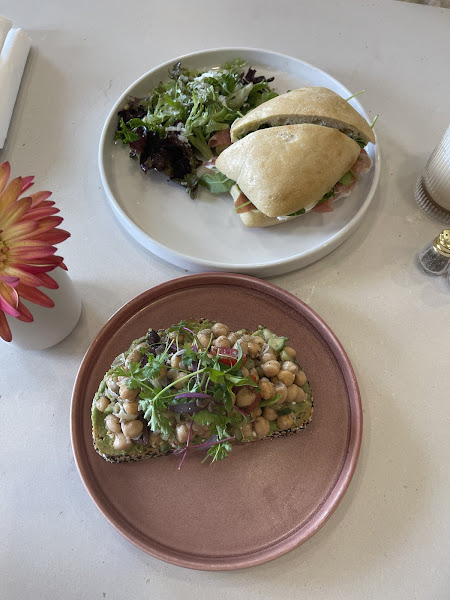 Flora Cafe 3