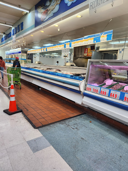 San Pablo Supermarket 3