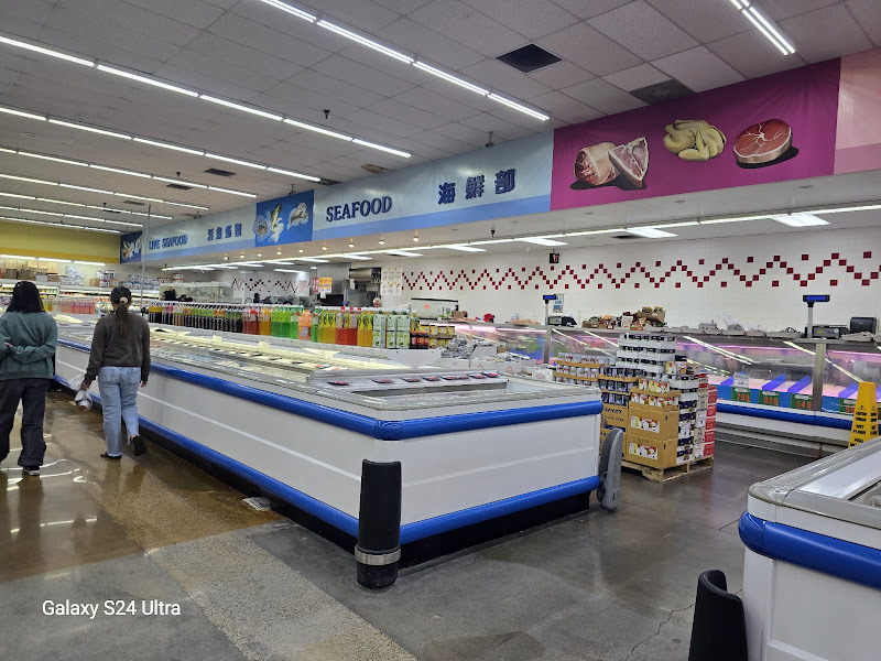 SF Supermarket Sacramento 4
