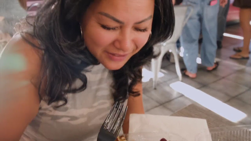 Luna's LUNpias Filipino Fusion Eatery 2
