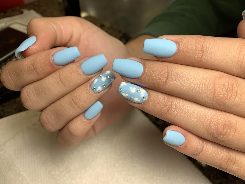 LT'S Nails 4