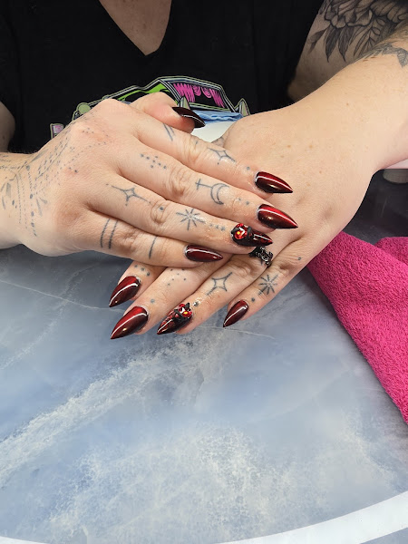 Lil Luxury Nails