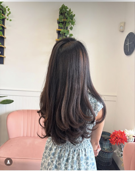 B&B Beauty Salon 1