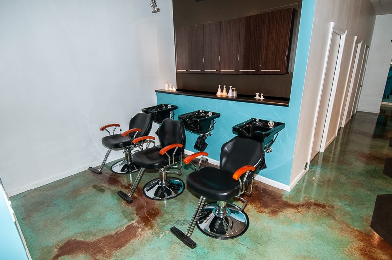 A New Twist Hair Salon 3