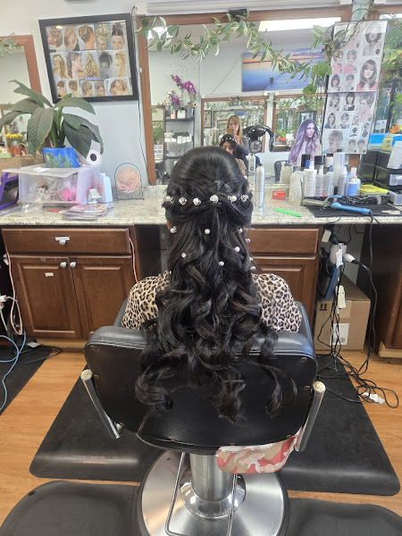 Poway Fashion Hair 4
