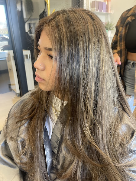 Golden Luxe Salon 2