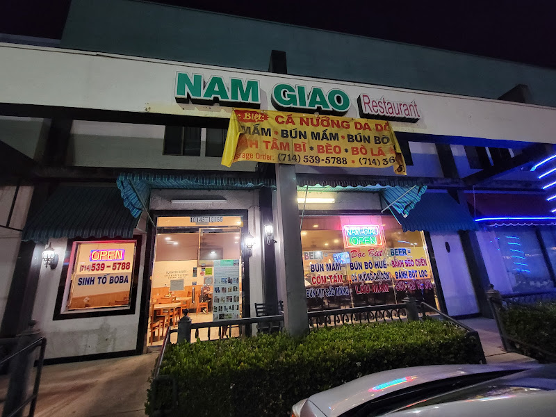 Nam Giao Restaurant 1