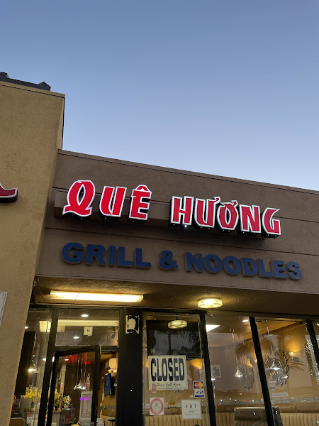 Com Tam Que Huong 1