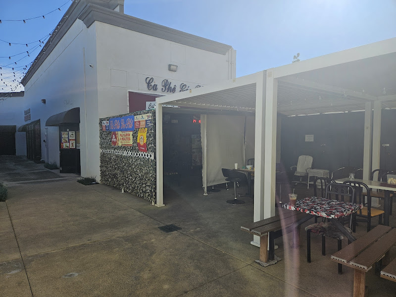 Cafe Goc pho 2