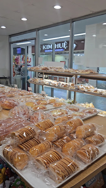 Champagne Bakery 4