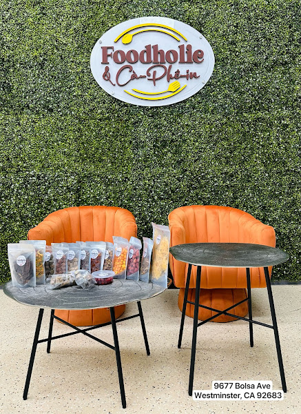 Foodholic and caphein 1