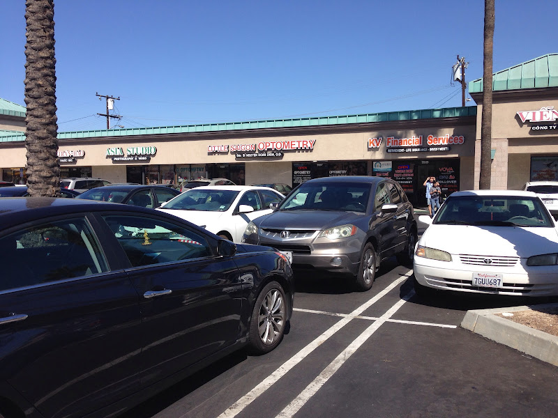 Little Saigon Optometry 3