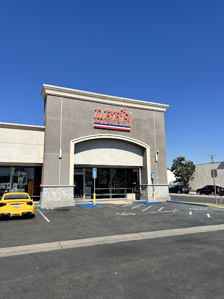Lee's Sandwiches 1