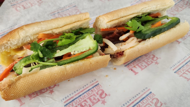 Lee’s Sandwiches 4