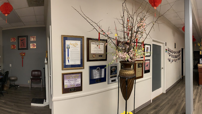 Thomas Tri Quach, MD OBGYN 4
