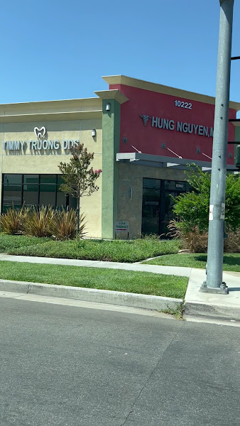 Lam Pharmacy 3