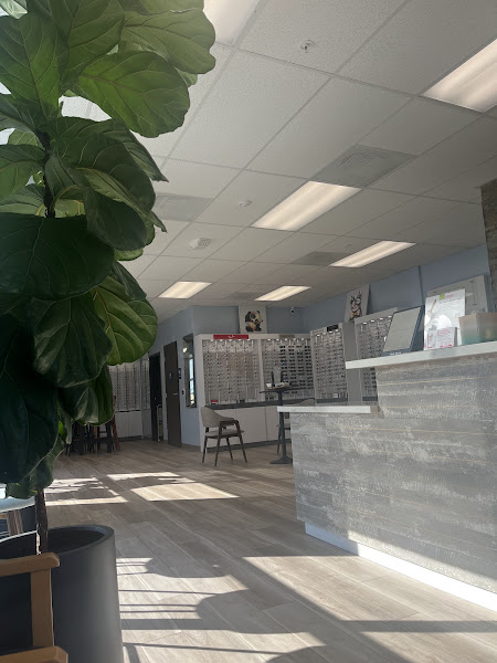 Horizon Optometry Group - Beach Office 5