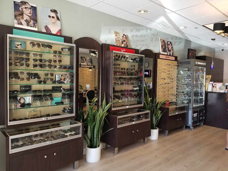 LT Optometry 5