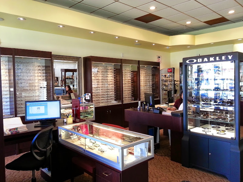 Dr. Phi Doan Optometry 2