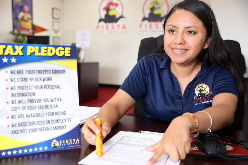 Fiesta Auto Insurance & Tax Service 2
