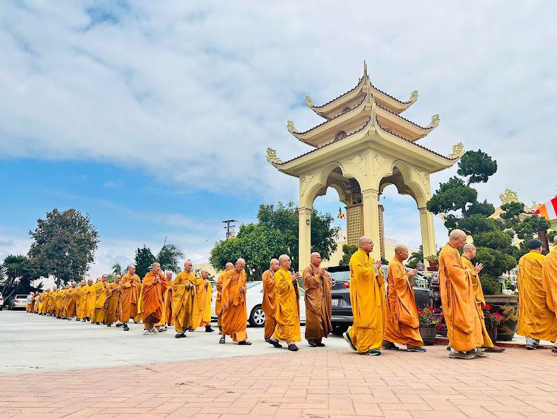 Chua Dieu Ngu Buddhist Temple