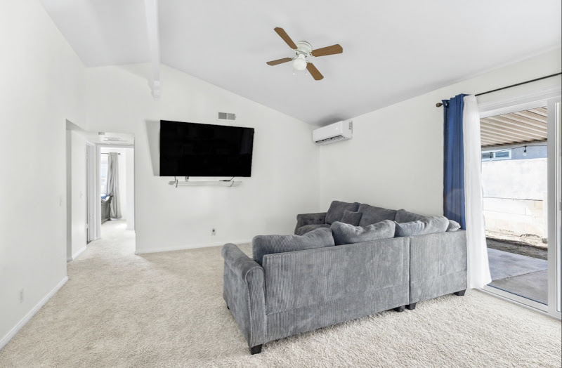 Luis Correa Realtor 3