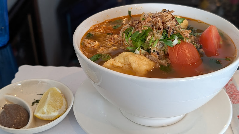 Bình Minh Restaurant 4