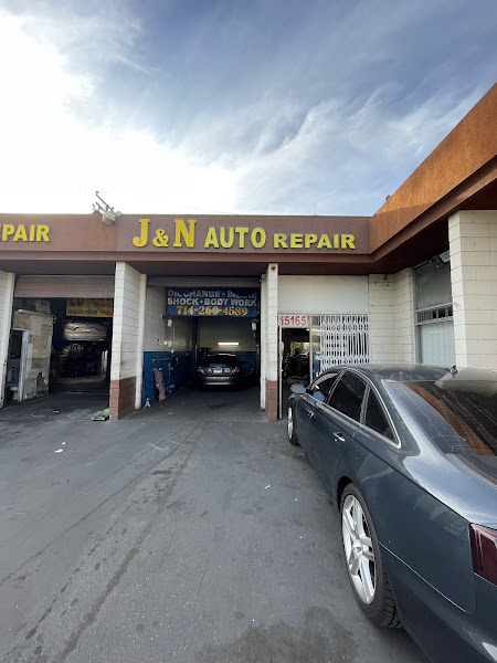 D N Smog & Auto Care 4