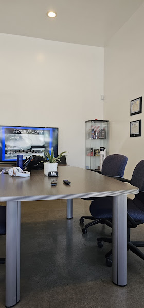 CAL Auto Service 4