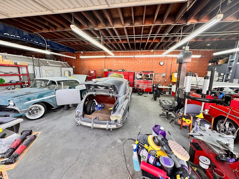 New International Auto Body Shop 3