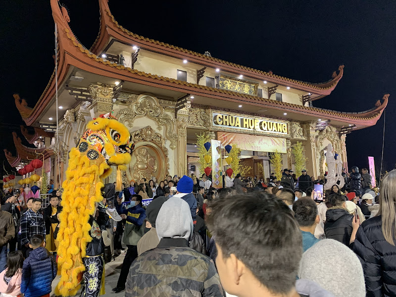 Hue Quang Buddhist Temple 4