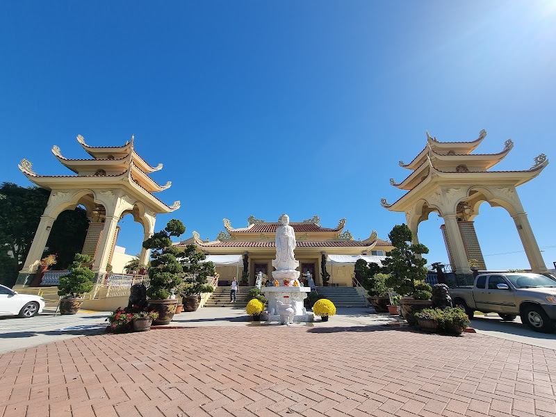 Dieu Ngu Community Center