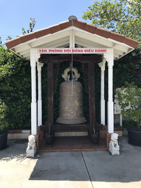 TU VIỆN PHẬT PHÁP - Westminster Buddhist Temple 2