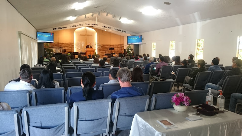 Thánh Đường Little Saigon / Little Saigon Vietnamese Church 2