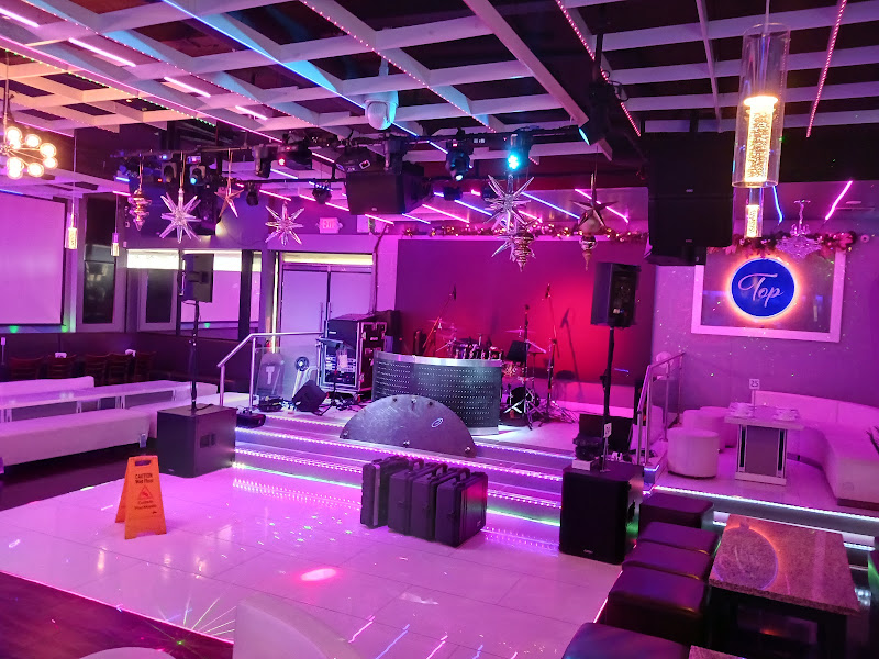 Cordon Blue Restaurant and Lounge 2