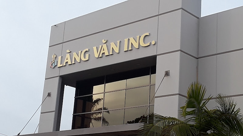 Lang Van Inc. 2