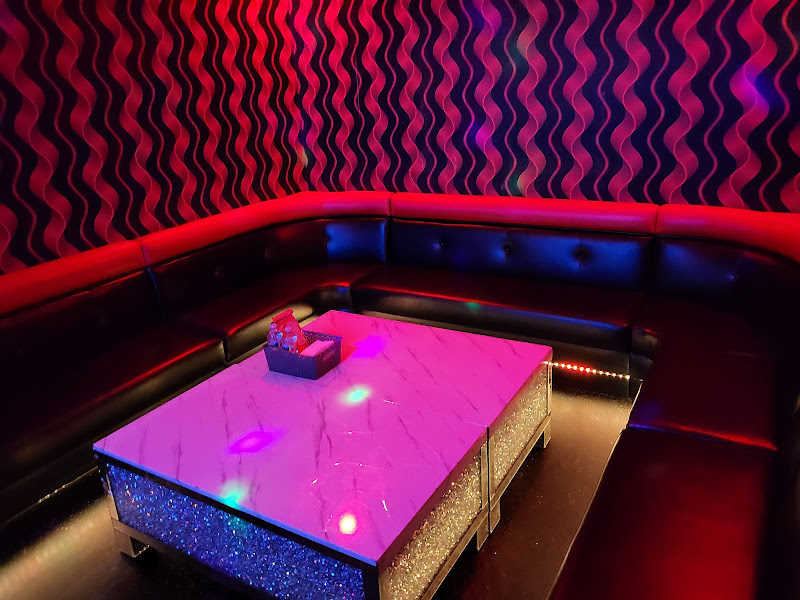 Maxim Karaoke